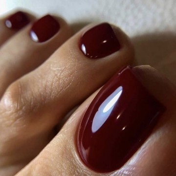 Педикюр с покрытием от 2 300 ₽